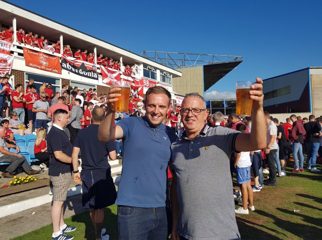 @coutssba - Great day out at @BurnleyOfficial despite the result what a fantastic @AberdeenFC support #COYR