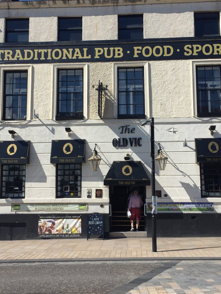 @graemej22 - Prematch pints in Preston, it’s scorchio here #beergarden #aberdonianinpreston #COYR